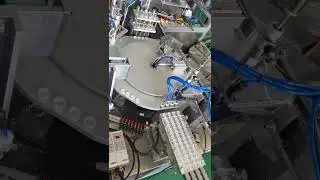 Autoamtic 4 output cap thick wad inserting wadding machine