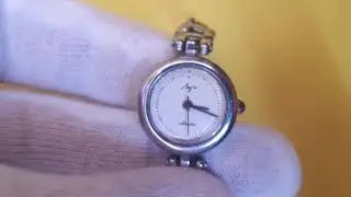 Часы ЛУЧ кварц женские сделано в ссср