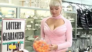 Встряхнула шарами Подборка горячих пранков Cute Girls Hot Pranks @GagsnetworkGO