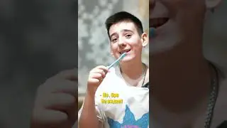 Когда у тебя младший брат 😂