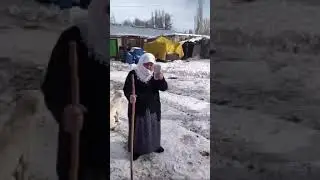 Yokluk içinde güzel ve zengin gönüllü teyzemizin depremzedelere yardımı