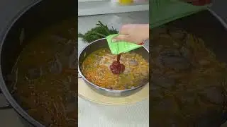 Гуляш из куриных сердечек