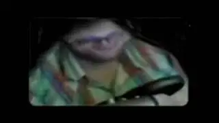 Довольный Куплинов лезет обниматься.