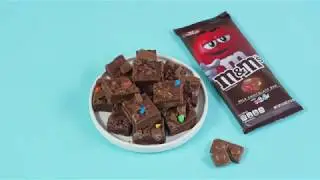 M&M'S Chocolate Bar Fudge Brownies