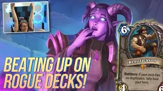 Beating Up on Rogue Decks in LEGEND! | Hearthstone Standard | Savjz