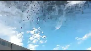 Tirada de globos en el Día Internacional contra la Violencia de Género