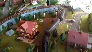 Звук макета и движение поездов. Sound layout and train movement.
