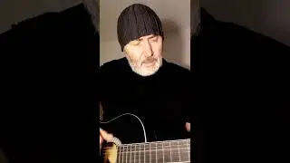 По снегу, летящему с неба