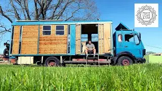 Mareks Tiny House auf Rädern - Vom Brieftaubentransporter zum Eigenheim
