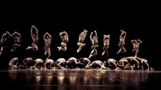 Maurice Béjart - « Le Sacre du printemps » d'Igor Stravinsky, dansé par le Ballet du XXe siècle