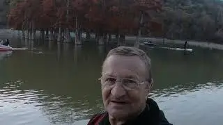 Осень. Кипарисовое озеро.