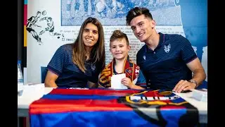 PEPELU Y ALBA REDONDO FIRMAN AUTÓGRAFOS en la Tenda Granota