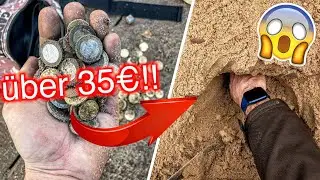 Record amount of money found on playgrounds during treasure hunt with metal detector!! (Detecting)