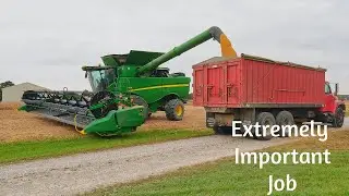 The Chronicles of a Grain Cart Guy