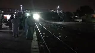 Pakistan Railways Awami Express Arriving at Karachi cantt station