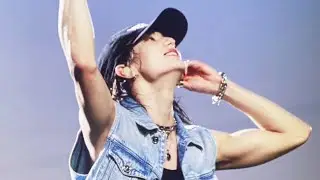 a little compilation of Hyunjin's fancams in bst hyde park