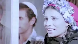 الفيلم ده من اجمل افلام عادل امام وسعيد صالح 😂😂