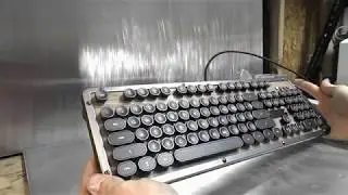 AZIO Retro Classic Elwood mechanical keyboard review