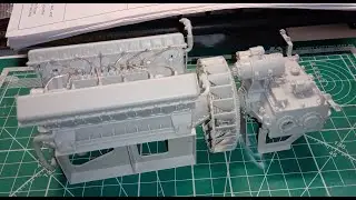 Танк Т-34-85.  Сборка силового агрегата