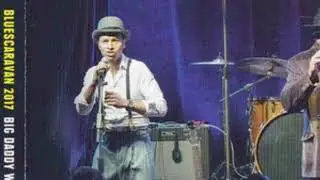 Si Cranstoun - All Around The World