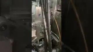 8 Cavity flip top cap with auto close in mold