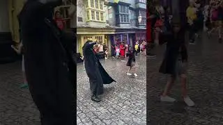 Who won this dueling battle 🤔 #shortsvideo #harrypotter #wizard