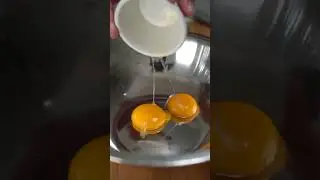 Crackling Custard Donuts