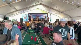 Conga Line Lake Arrowhead Oktoberfest 2023 Kalifornia Krauts