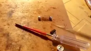 Из чего состоит интикаторная отвертка