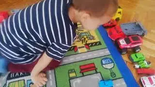 Yunus Emre'ye Trafik Halısı Sürprizi