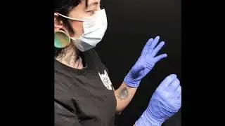 Nostril piercing with threadless jewelry