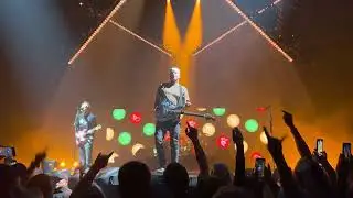 Blink 182 - "The Rock Show" - Live in Baltimore