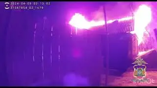 В Югорске сотрудники Госавтоинспекции помогли эвакуировать взрослых и детей при пожаре в доме