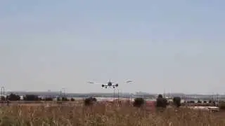 Nice turbulence sound of a landing Boeing 777-300ER.