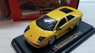 Коллекционная модель Lamborghini Murcielago масштаба 1:24