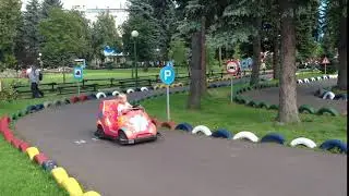 Тася на машине 2013