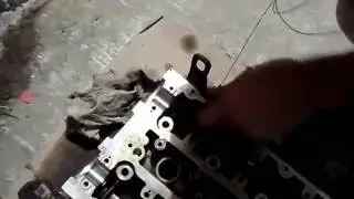Снятие сальников клапанов (how to remove valve stem seals)