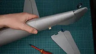 Two piece removable horizontal stabilizer with elevators