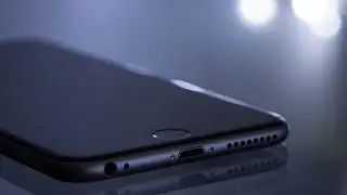 Mi celular se apaga y se descarga solo?
