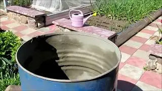 Than paint an iron barrel 200 liters of water from the inside, that would not rust.