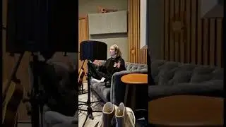 Lil song in the studio 