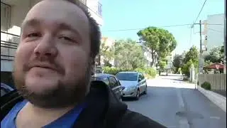 ВЛАД САВЕЛЬЕВ - СНОВА ПОКОРМИЛ БЕЗДОМНЫХ КОШЕК
