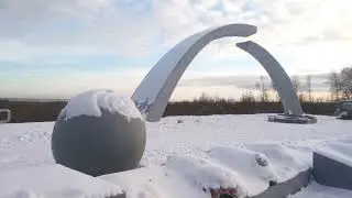 Мемориал разорванное кольцо, Ленинградская область, Ладога, Дорога жизни