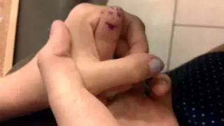 Шок! Маленькая девочка