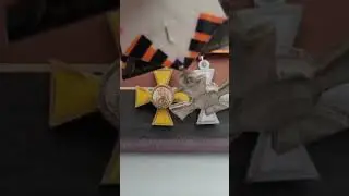"Знак отличия ордена Святого Георгия — Георгиевский крест".Из картона.