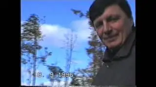 Кот Василий на прогулке 8 сентября 1996 г