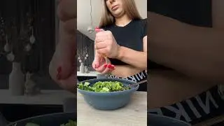 Vždy když začíná být hezky, tak bych saláty mohla jíst každý den 😋🥬🥑
