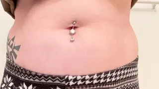 PLAYING WITH MY BELLY BUTTON PIERCING ( REQUESTED )