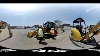 Vive la experiencia 360º de la Retroexcavadora Cat®
