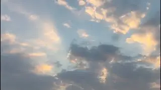 4k Live Outdoor Sunset Experience – Whispers of a Pale Dusk Sky & Real Street-Bird Echoes 🌥️